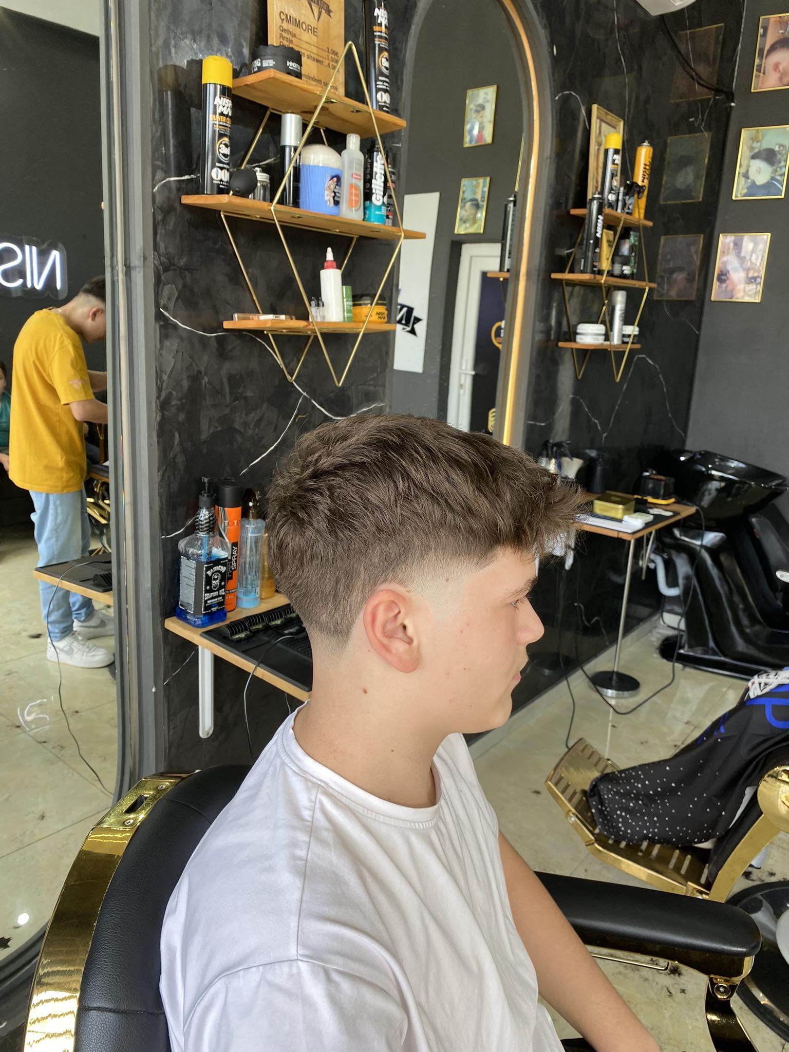 Stilim flokësh në Nisi Hair